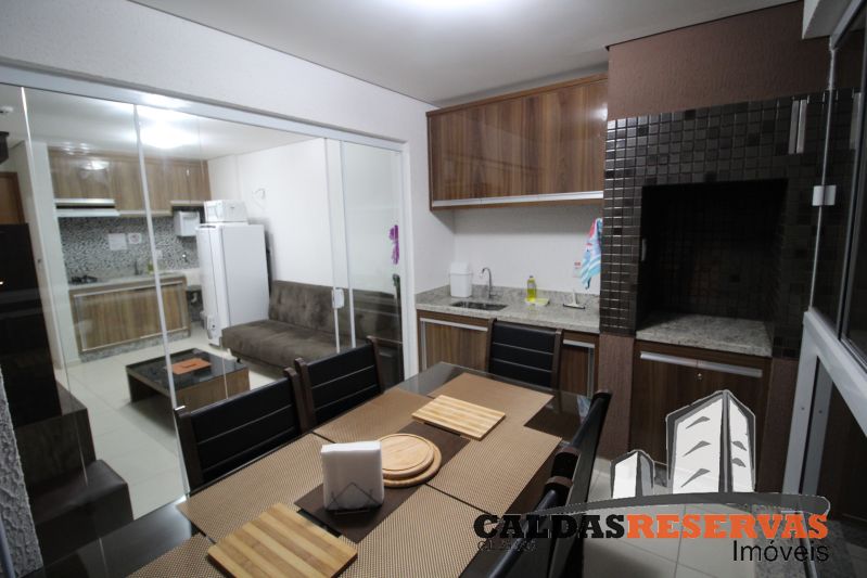 Foto /fotos/cr/imoveis/017-C0401/fotos/CASA DA MADEIRA - C0401 (10).JPG